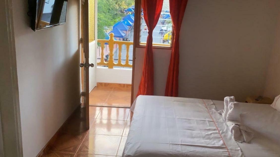 Hospedaje 3 Esquinas Guatapé Екстериор снимка